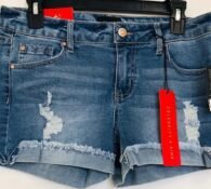 Women blue denim shorts liquidation pallets Bulk