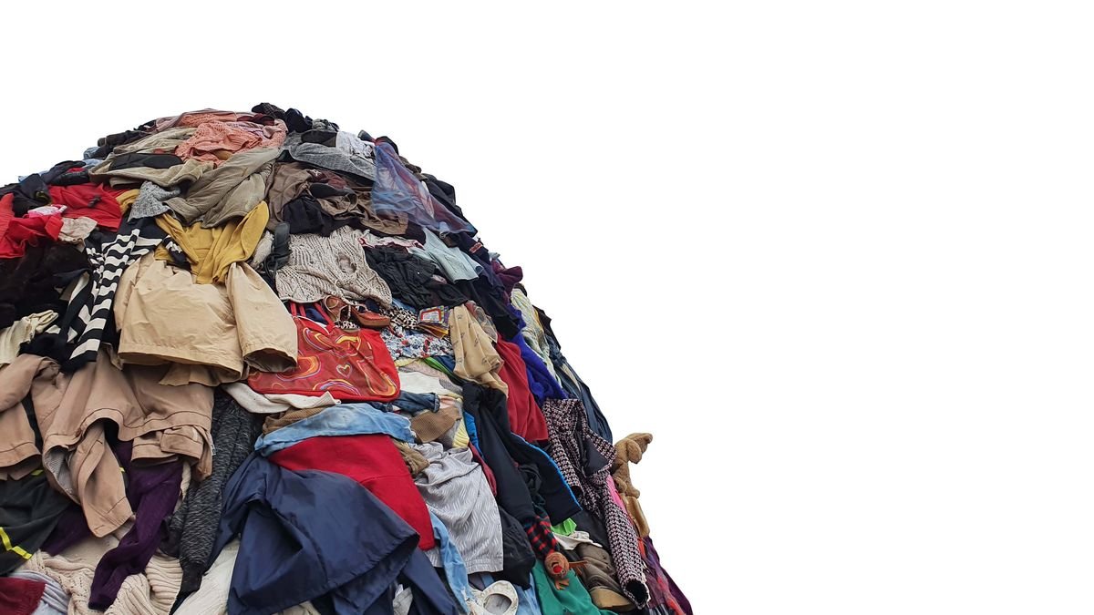 second hand clothing industry