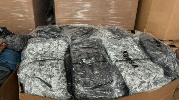 Winter Army Jackets Exclusive Lot #209 - Image 3