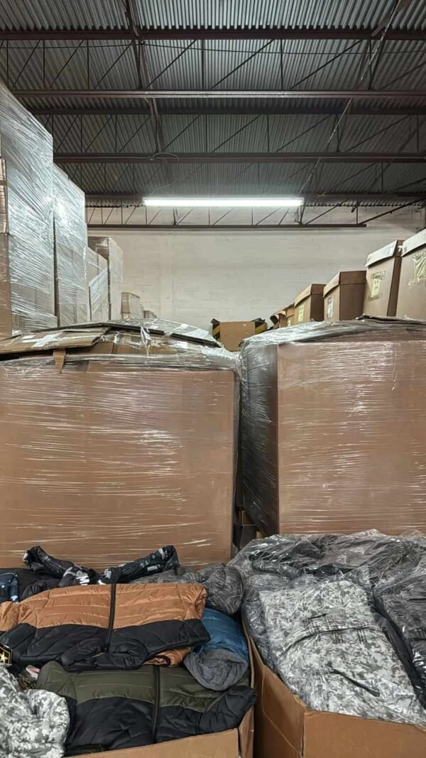 Winter Army Jackets Exclusive Lot #209 - Image 4