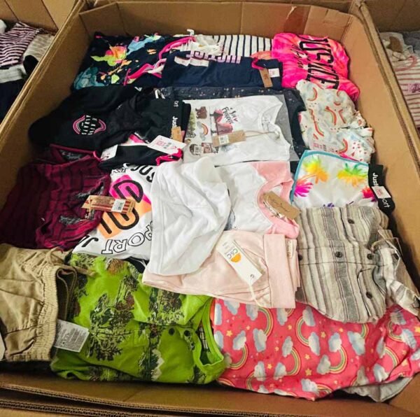 Taylor V Kids Stock - Lot #306 - Image 3