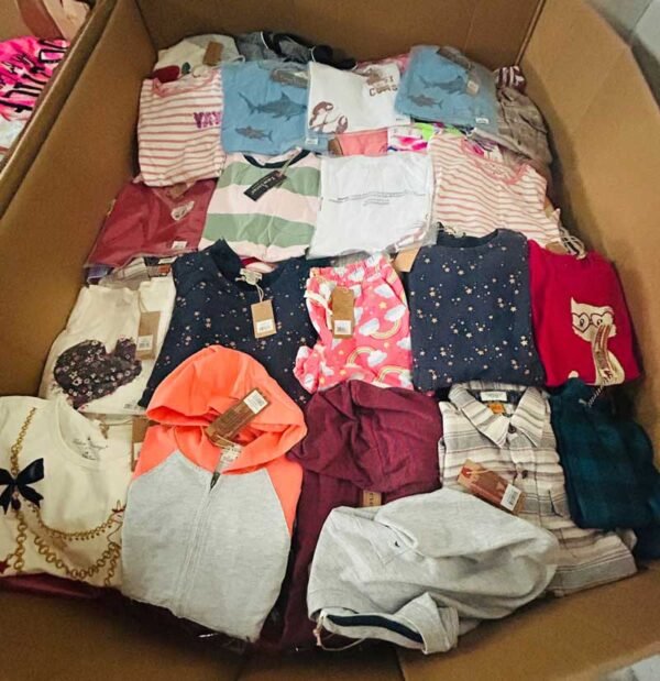 Taylor V Kids Stock - Lot #306 - Image 2