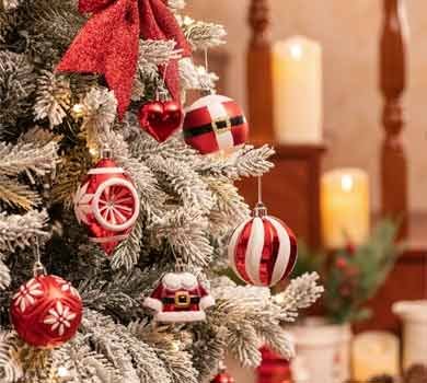 Red White Tree Ornaments